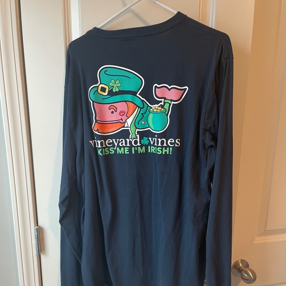 Men’s st Patrick’s day vineyard vines long sleeve shirt